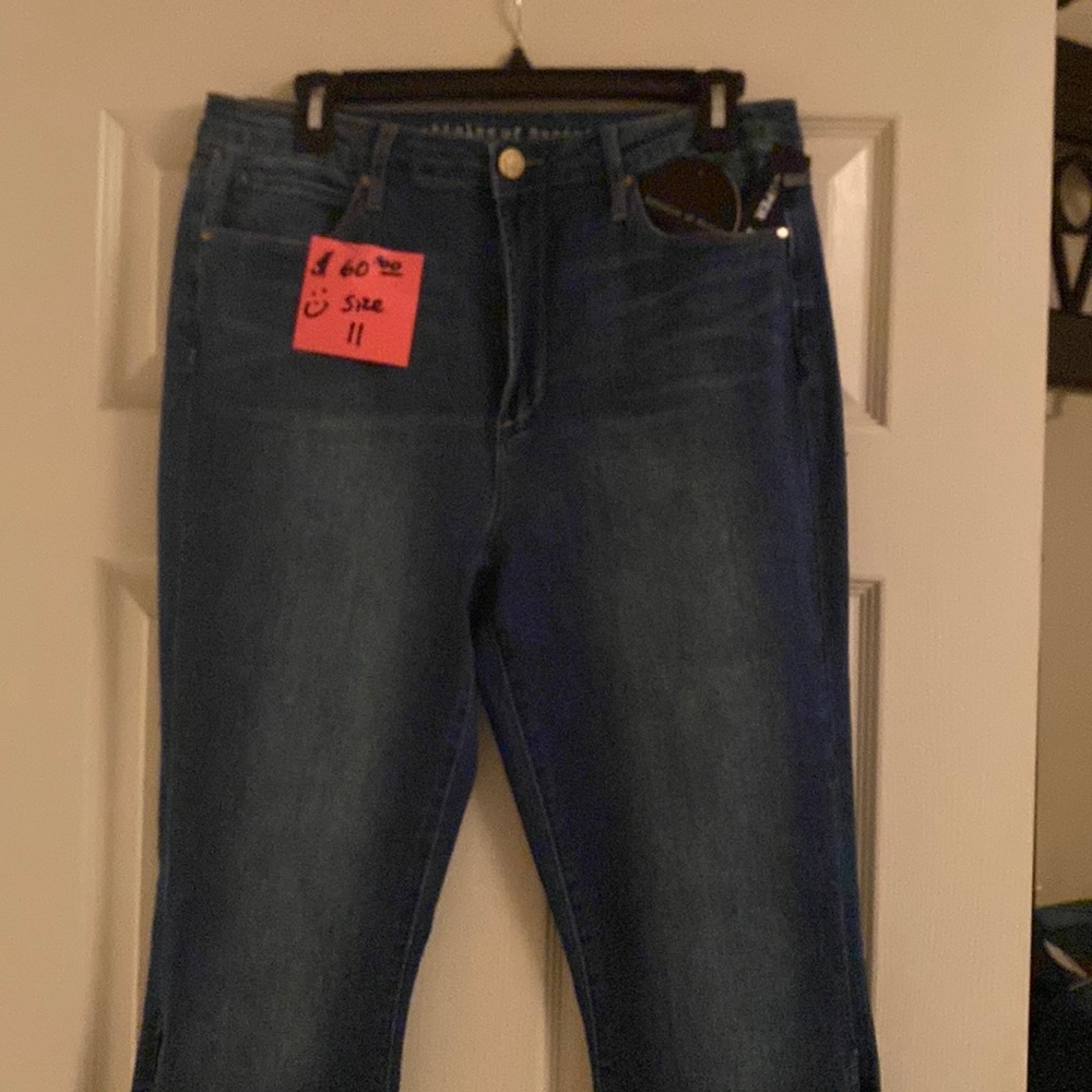Flare Jean with open Slits on the sides